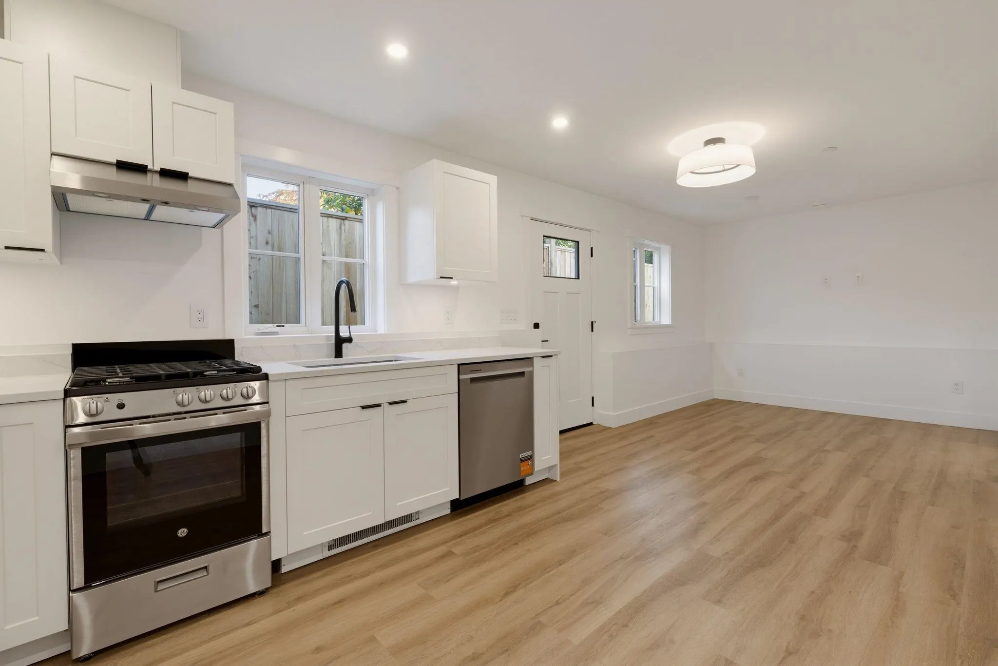 326 W 14th Street #1