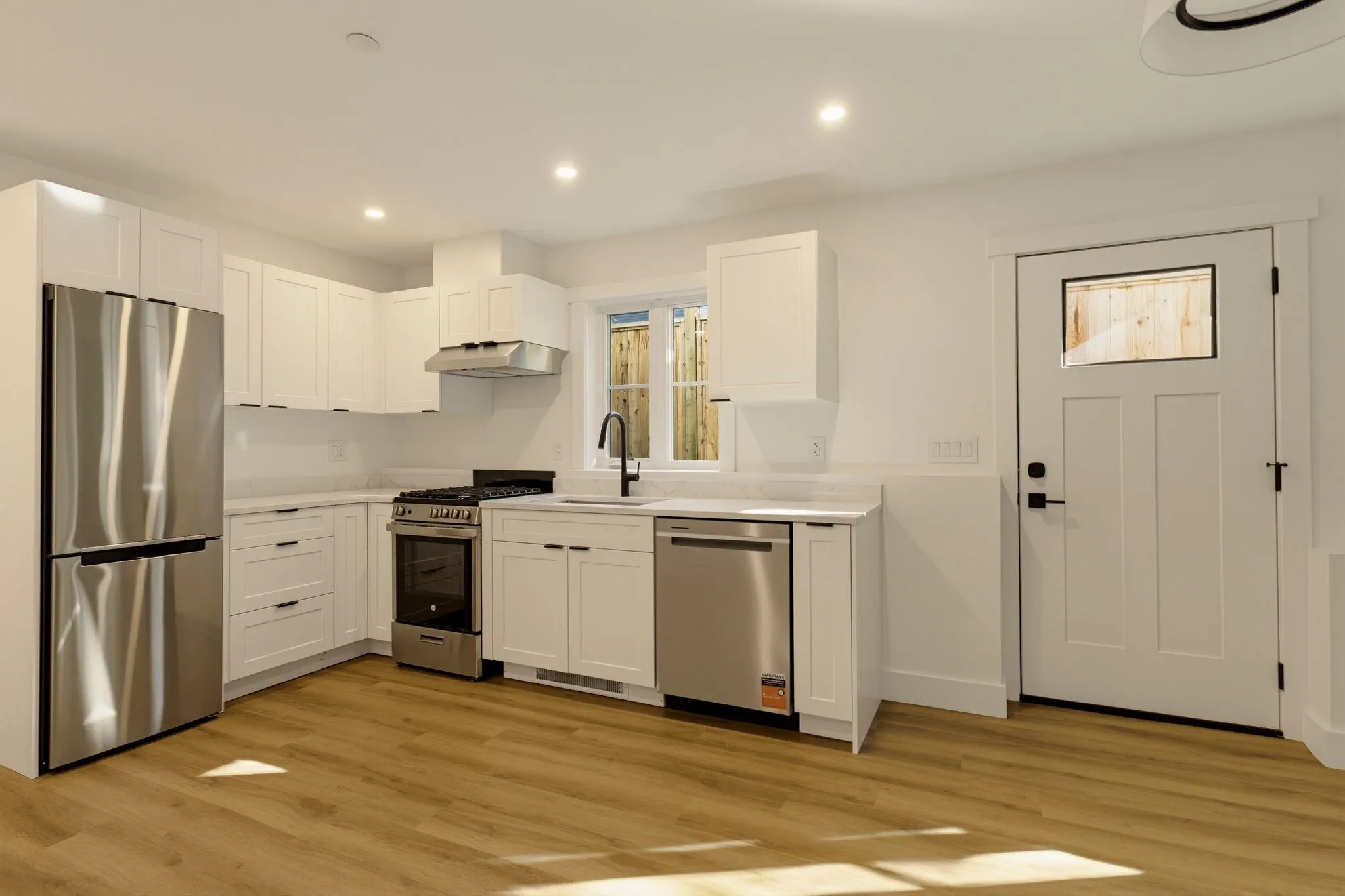 326 W 14th Street #1