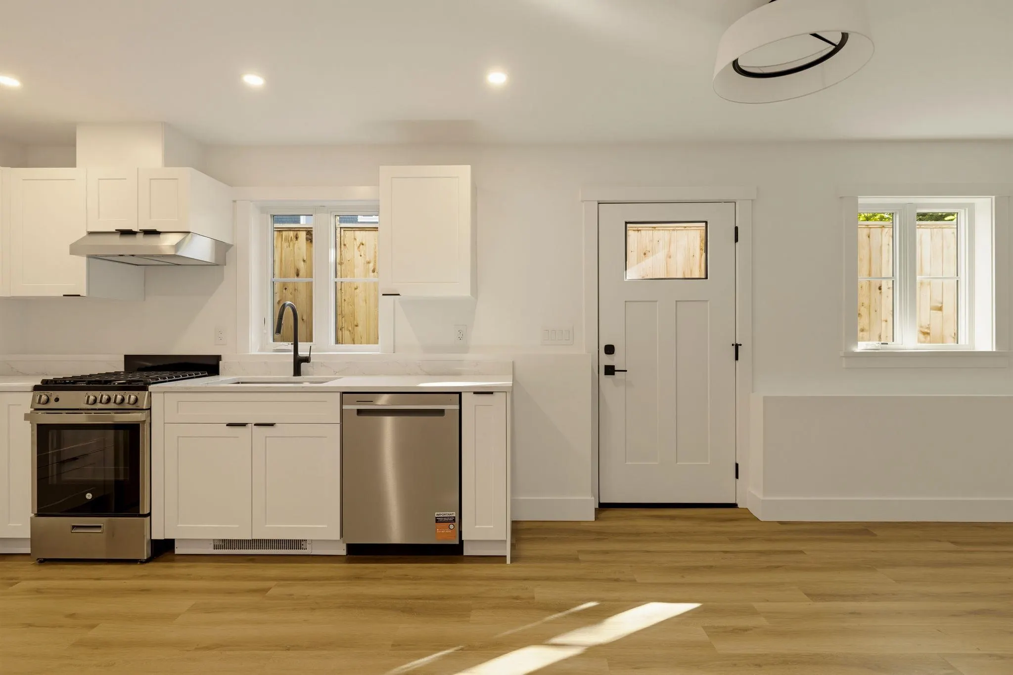 326 W 14th Street #1