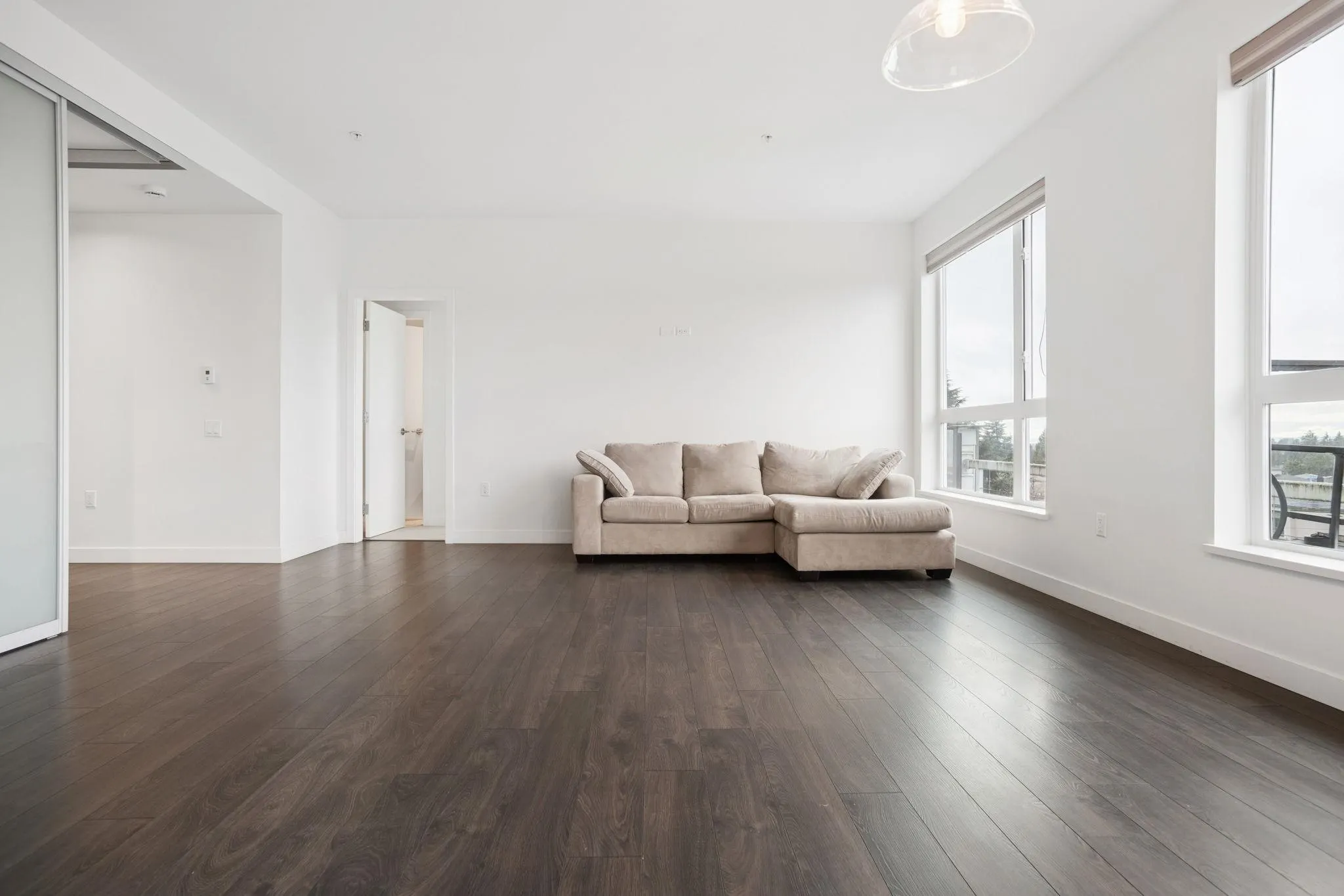 6677 Cambie Street #608