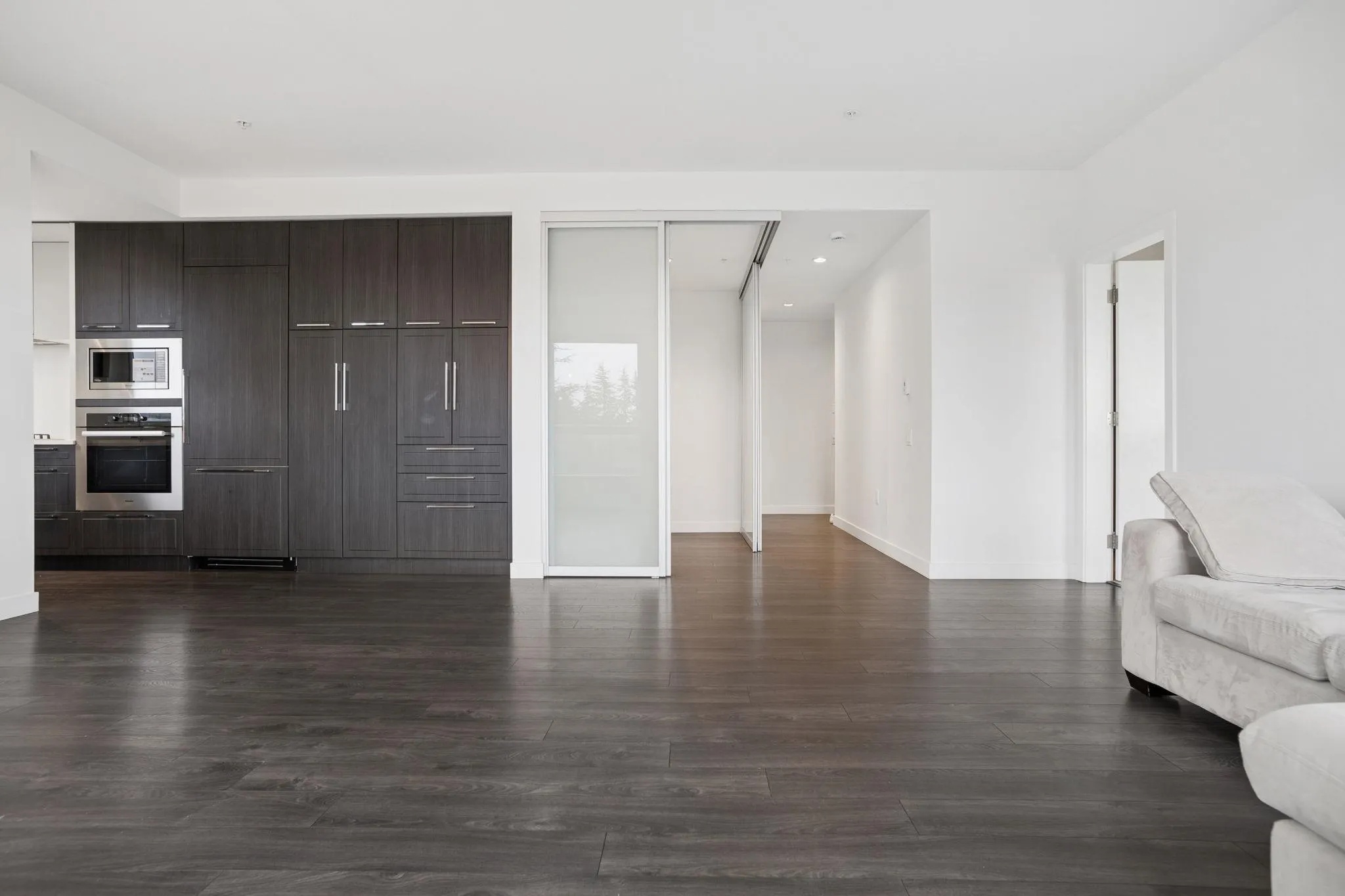 6677 Cambie Street #608