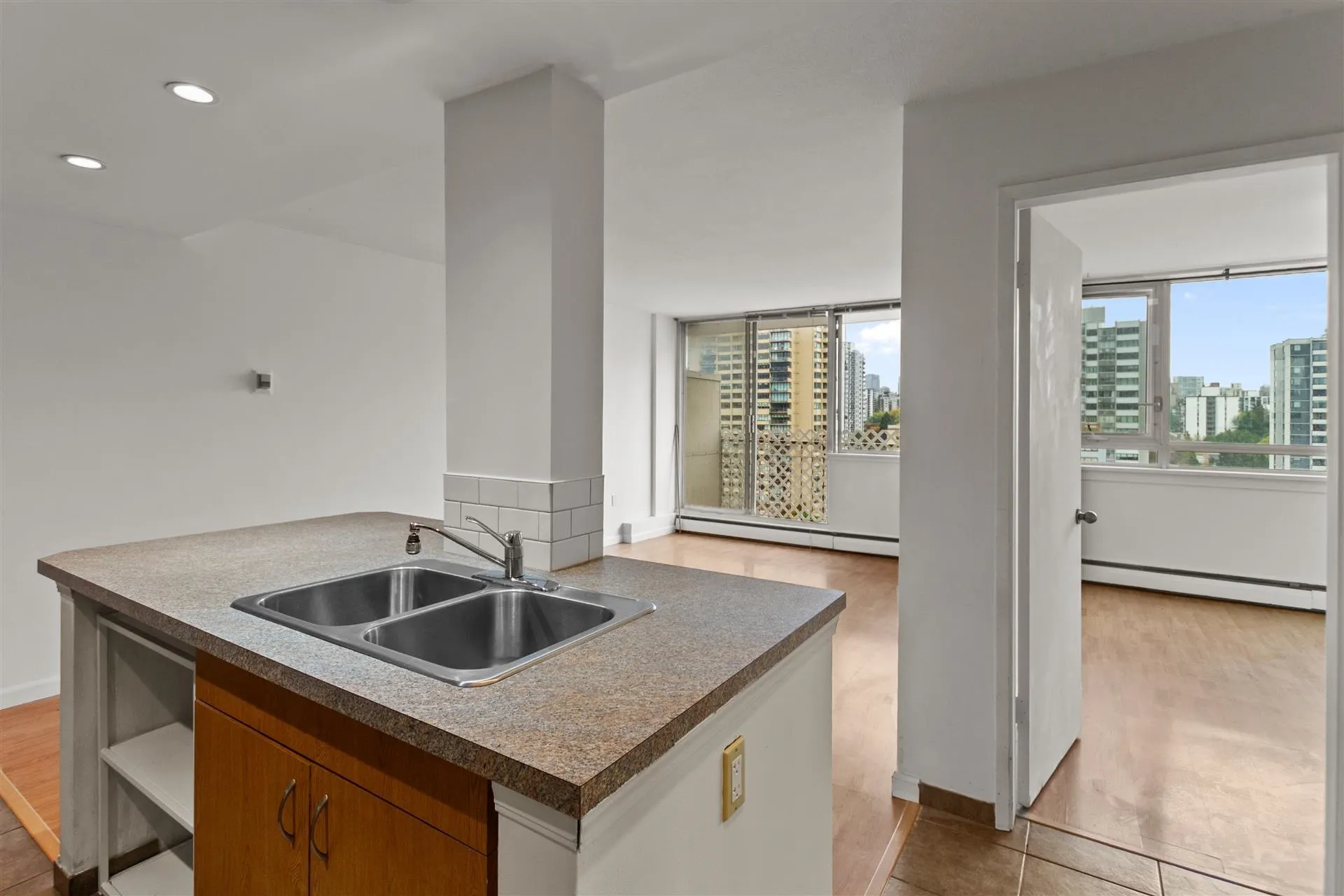 1850 Comox Street #1501