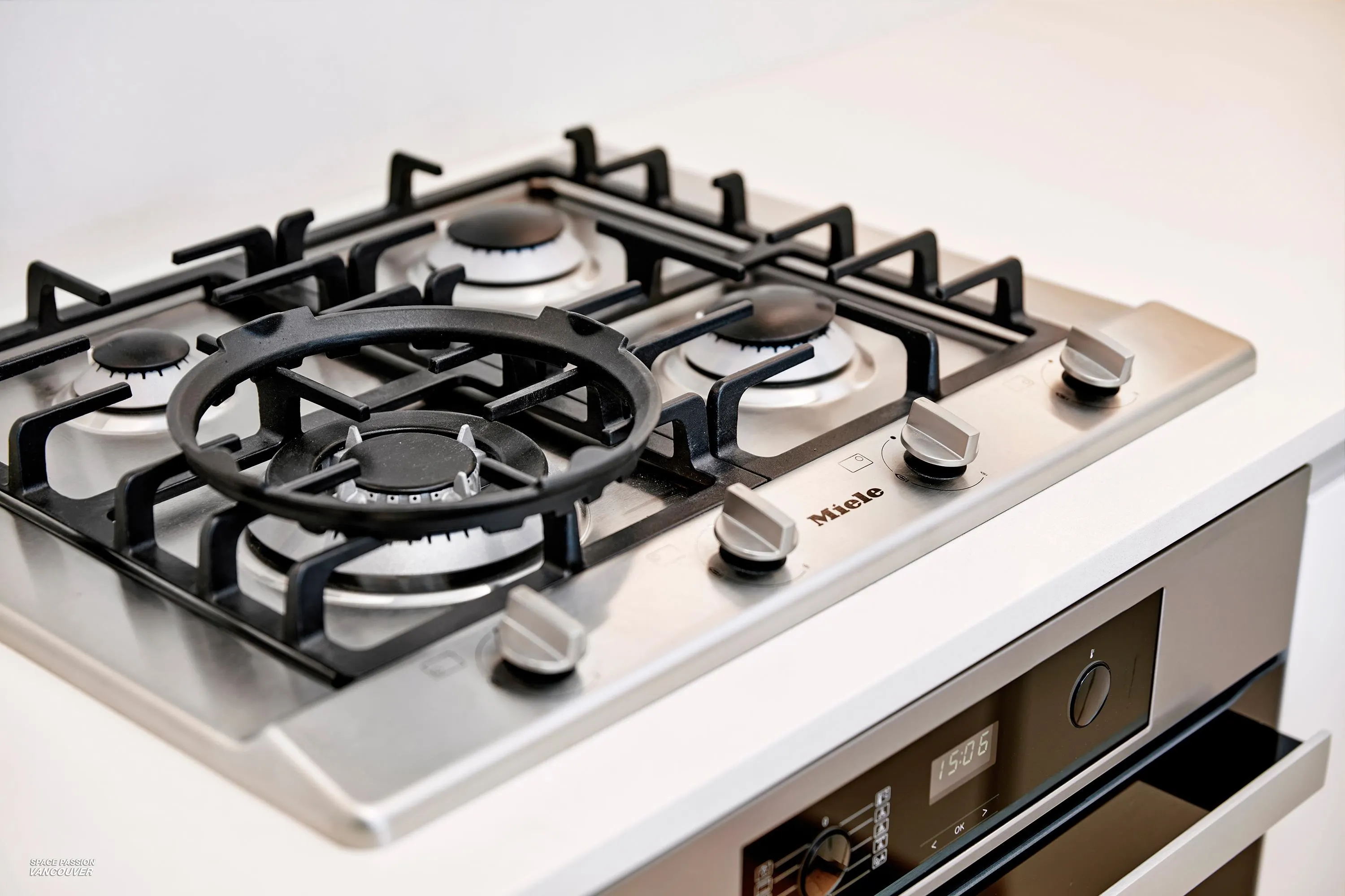 135 E 13th Street #807