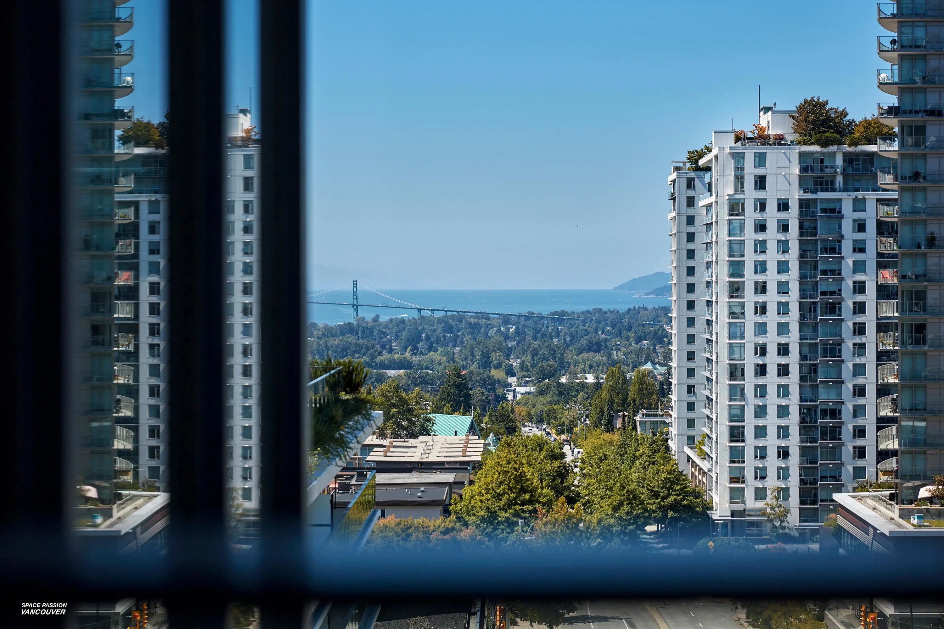 135 E 13th Street #807