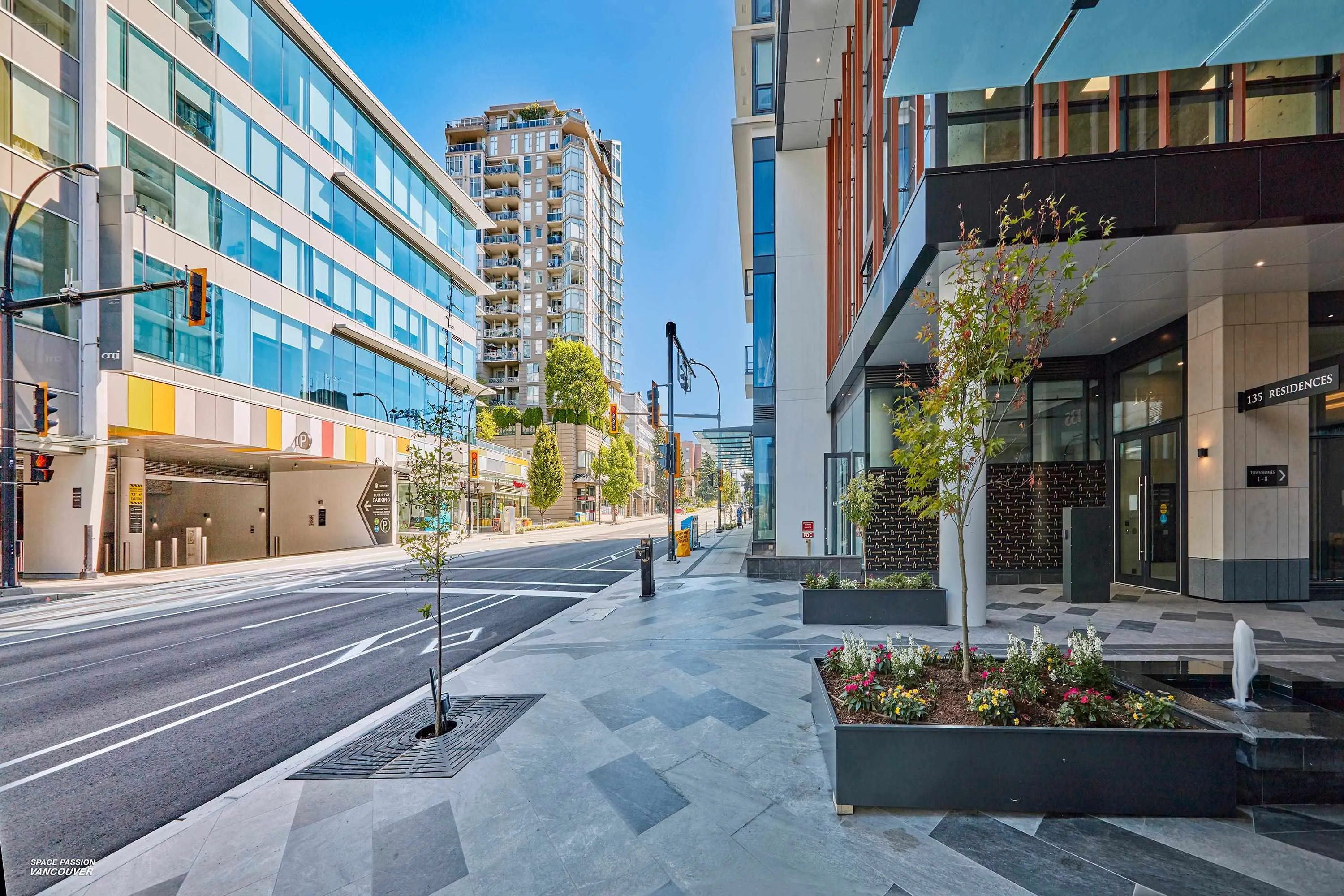 135 E 13th Street #807