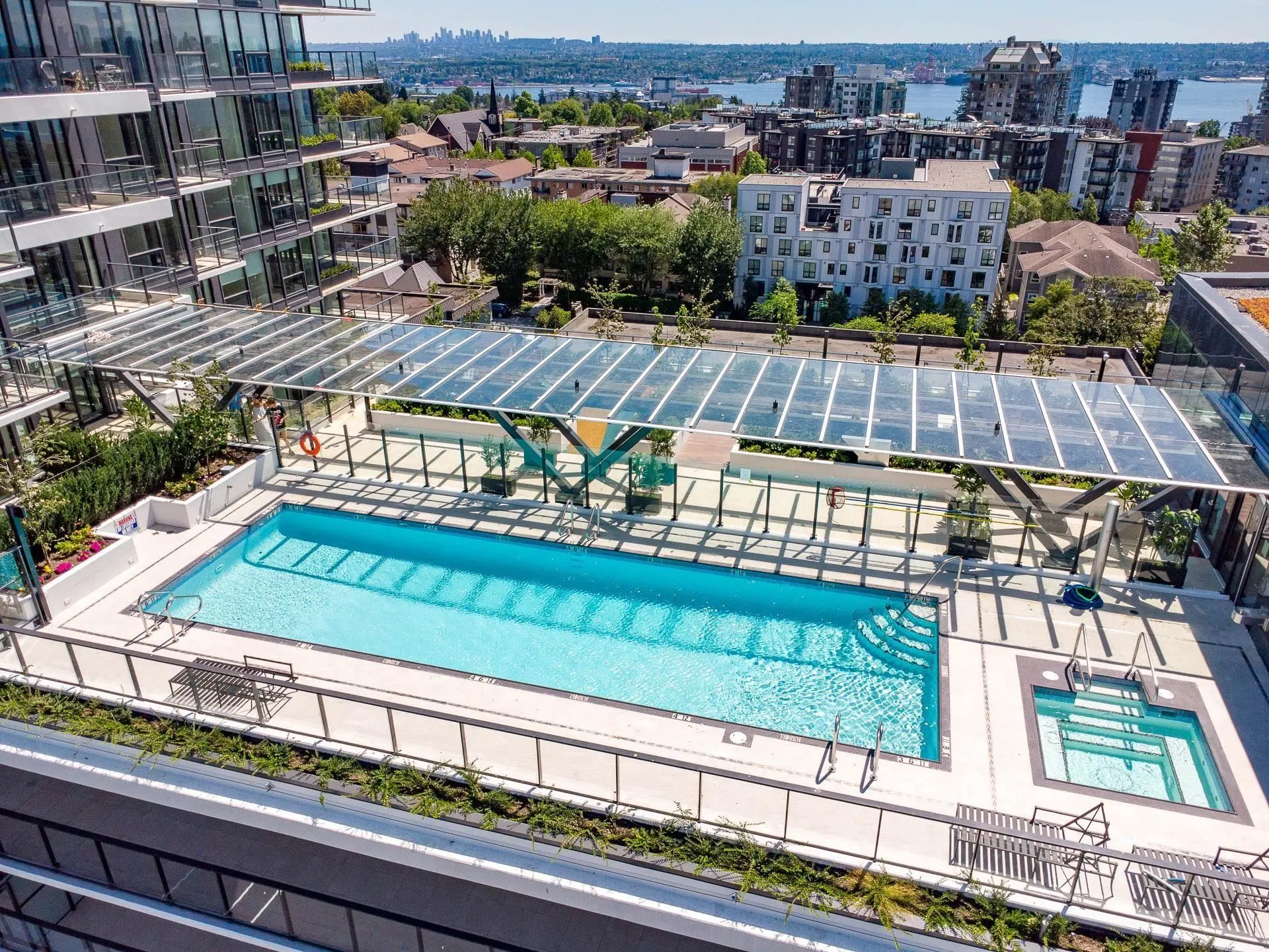 135 E 13th Street #807
