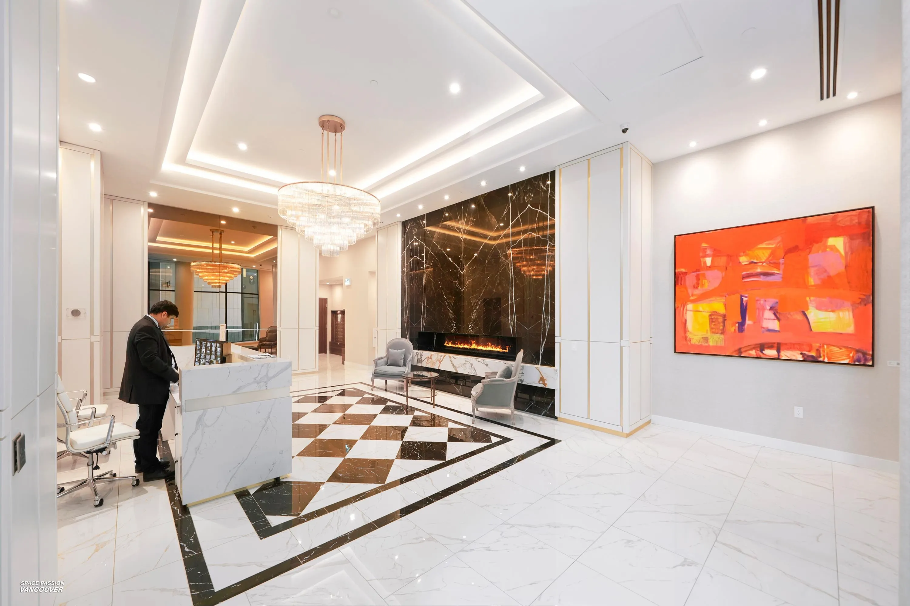 135 E 13th Street #807