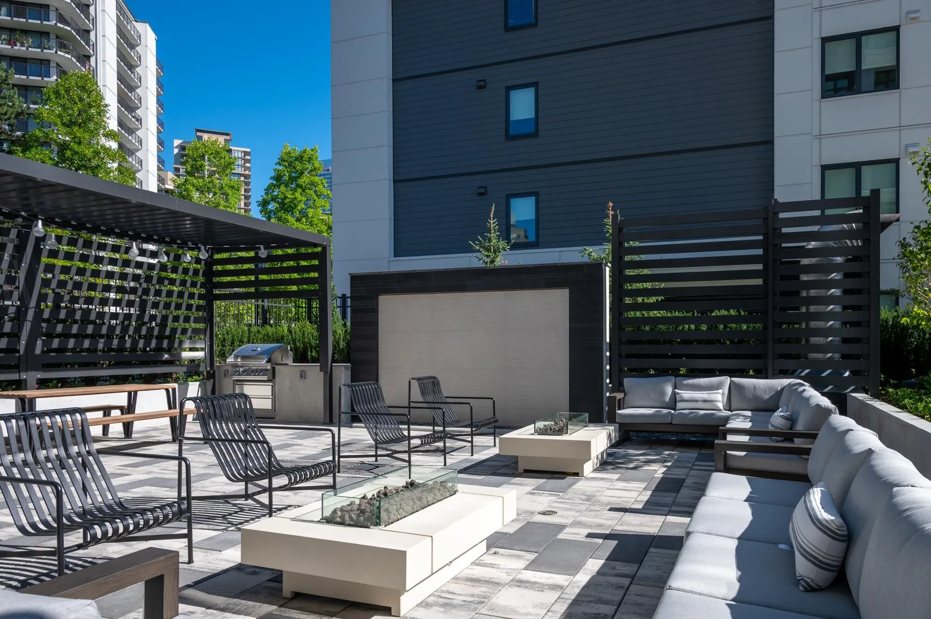 6468 Willingdon Avenue #503