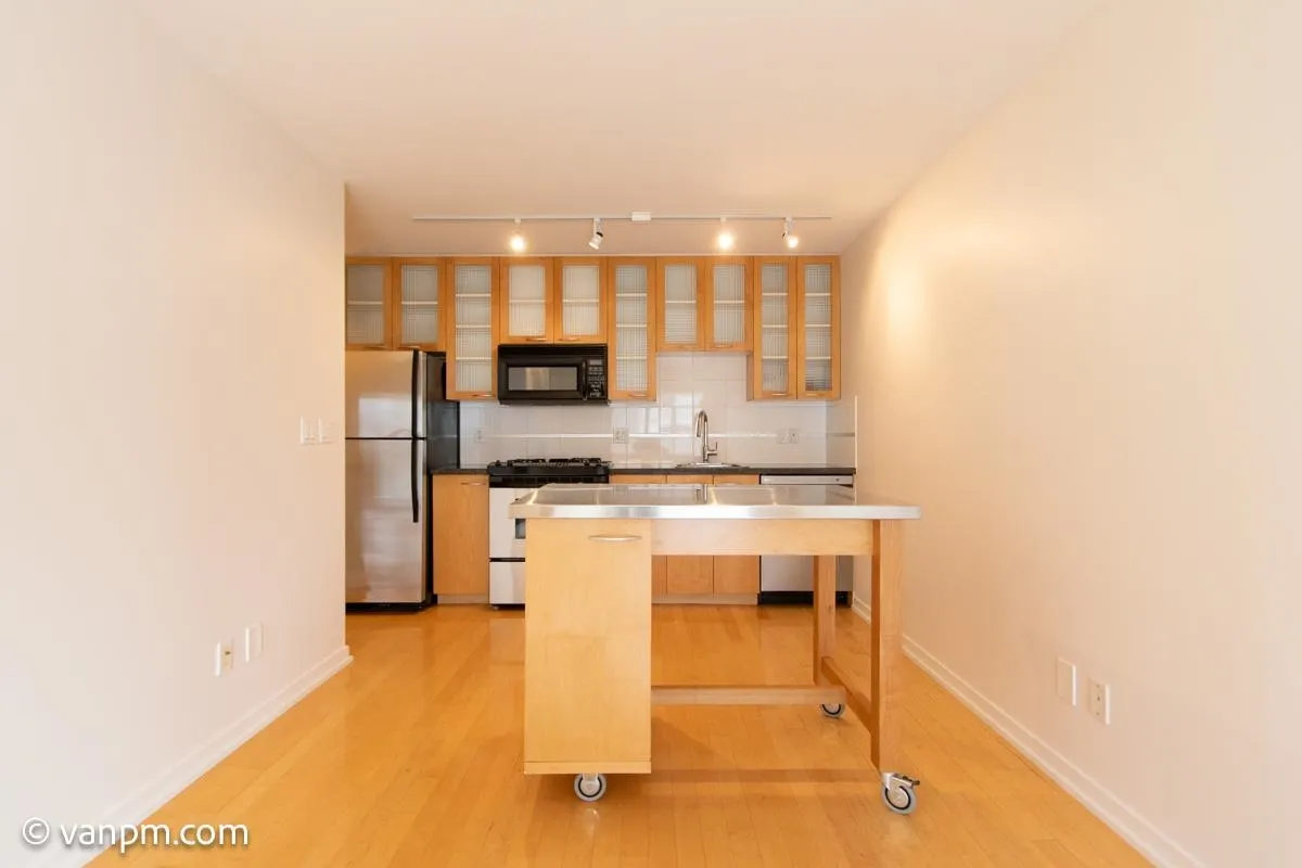 969 Richards Street #2001