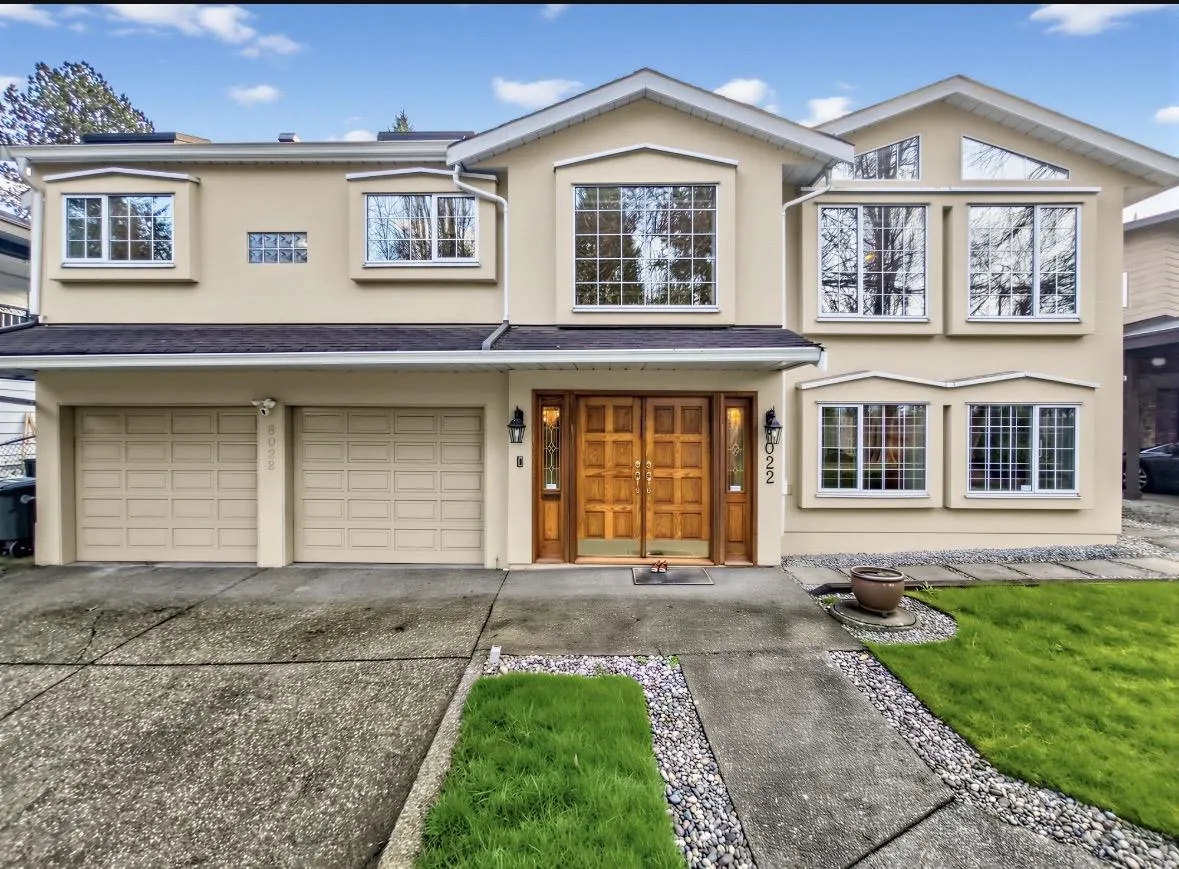 8022 Lakefield Drive