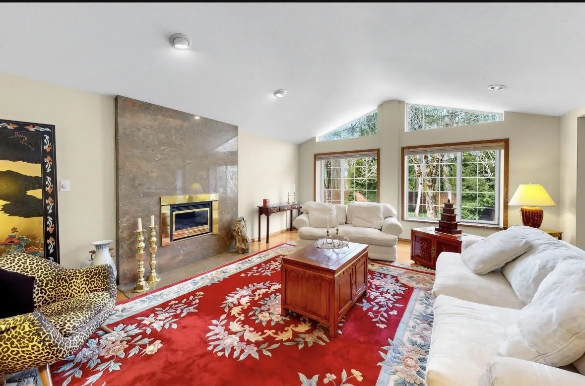 8022 Lakefield Drive