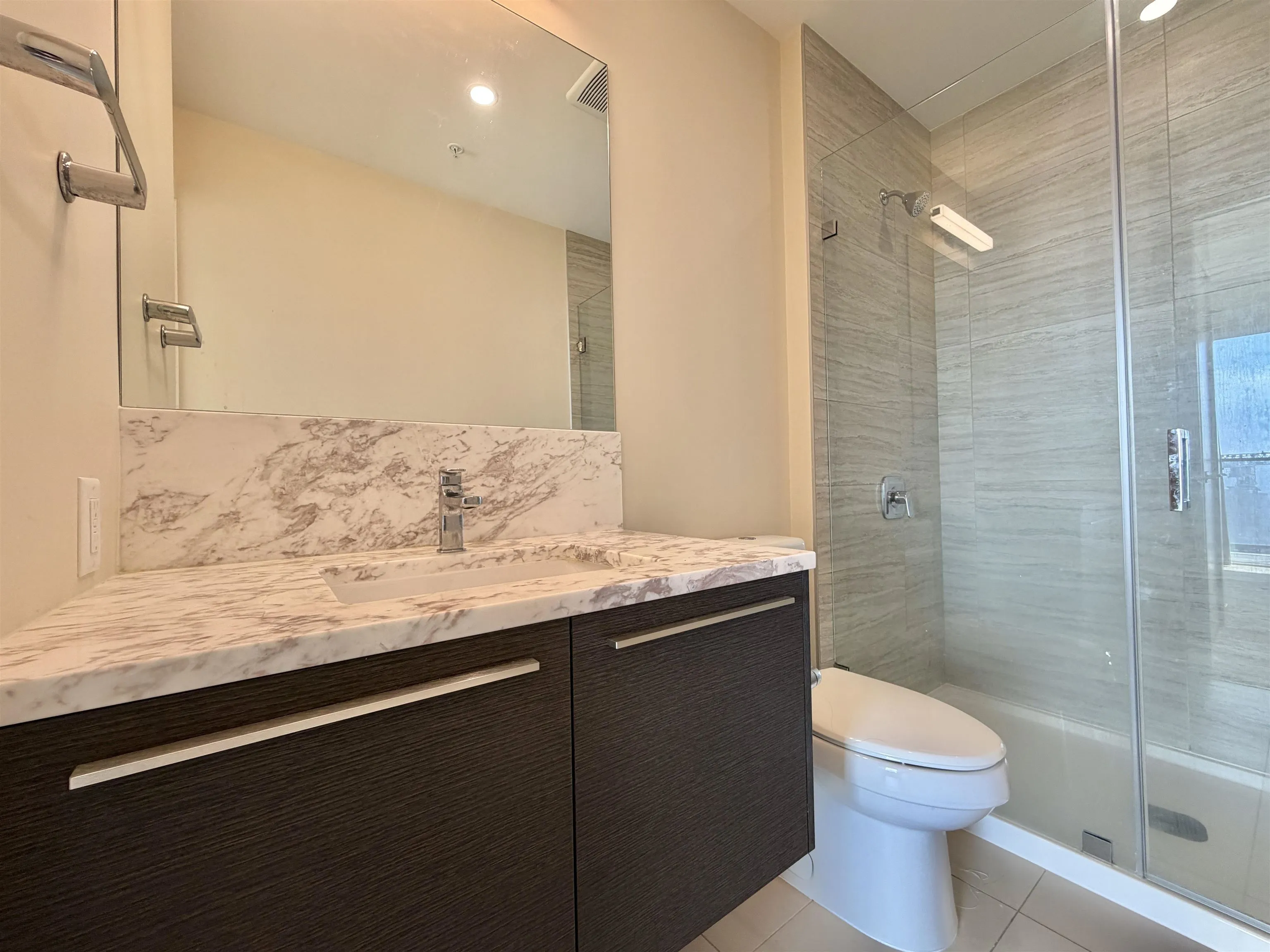 6383 Mckay Avenue #1604