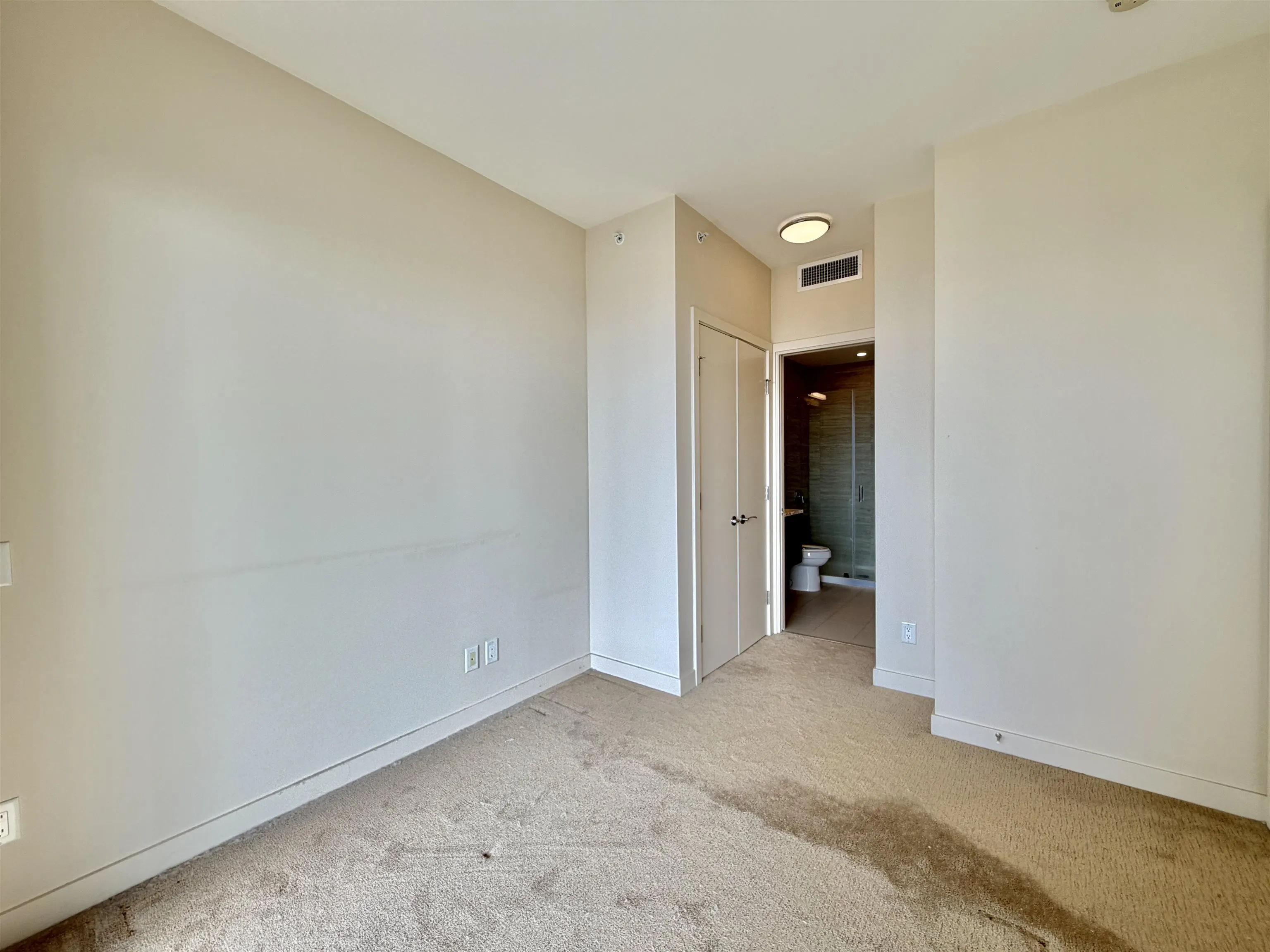 6383 Mckay Avenue #1604