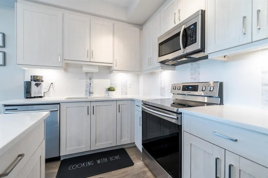 20826 72 Avenue #209