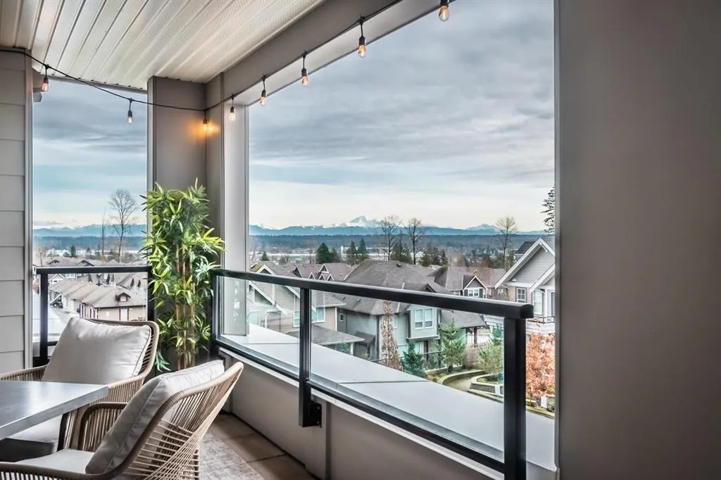 20826 72 Avenue #209
