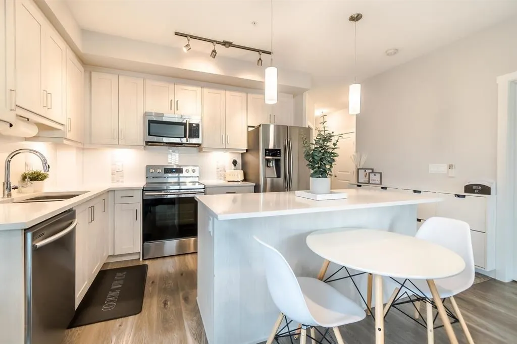 20826 72 Avenue #209