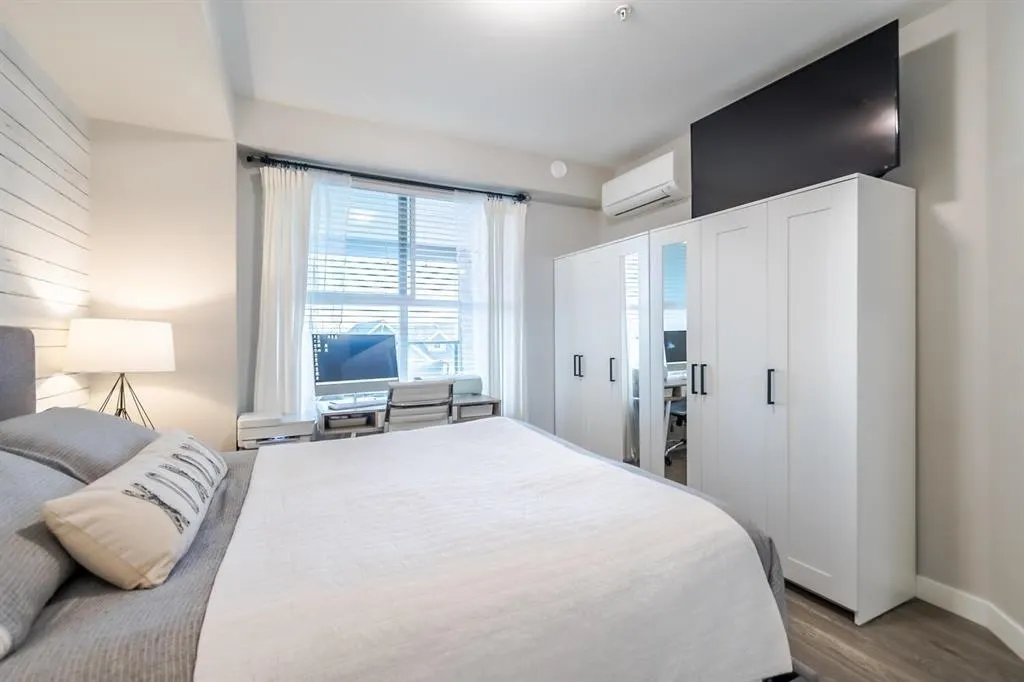 20826 72 Avenue #209