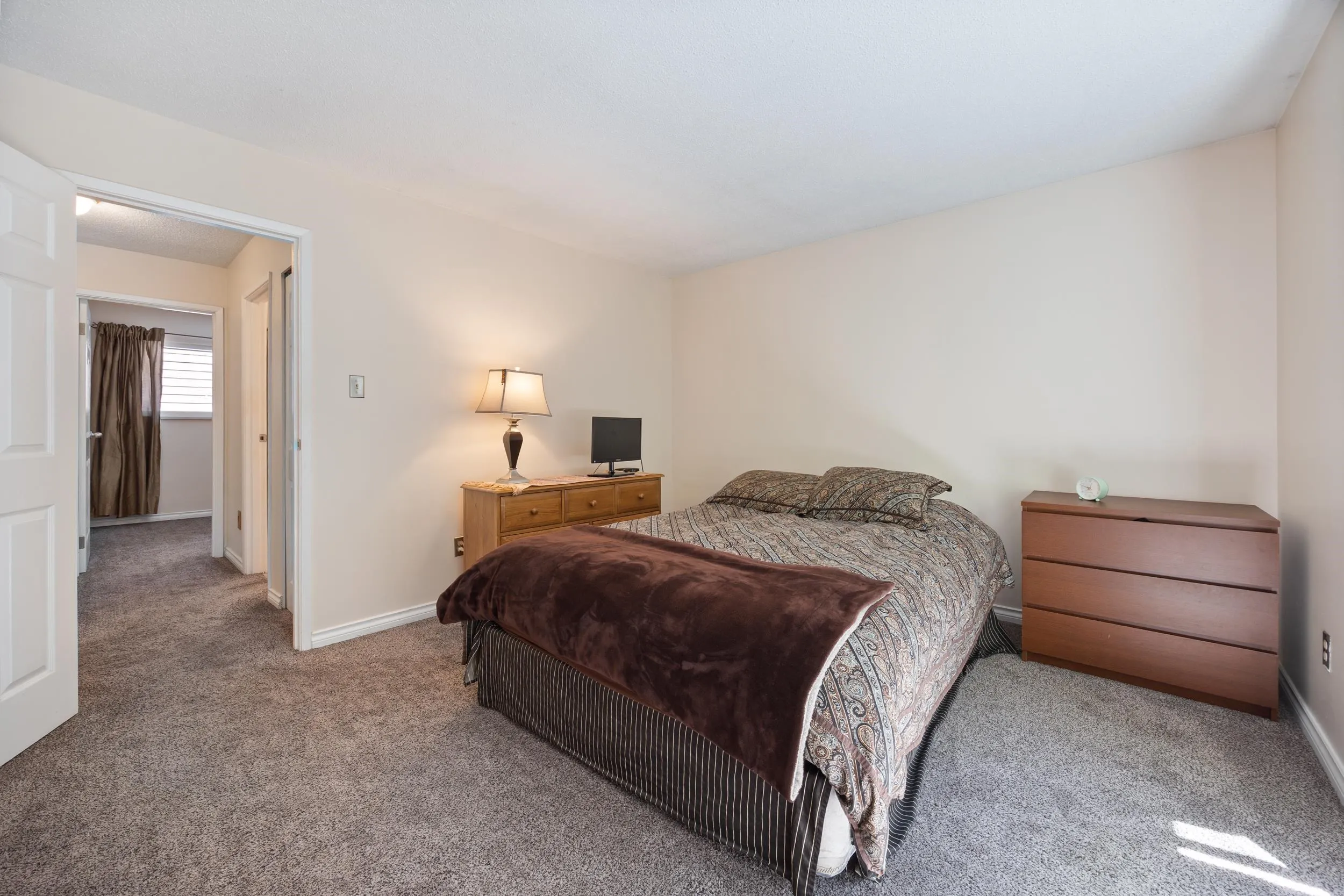 4384 Garden Grove Drive