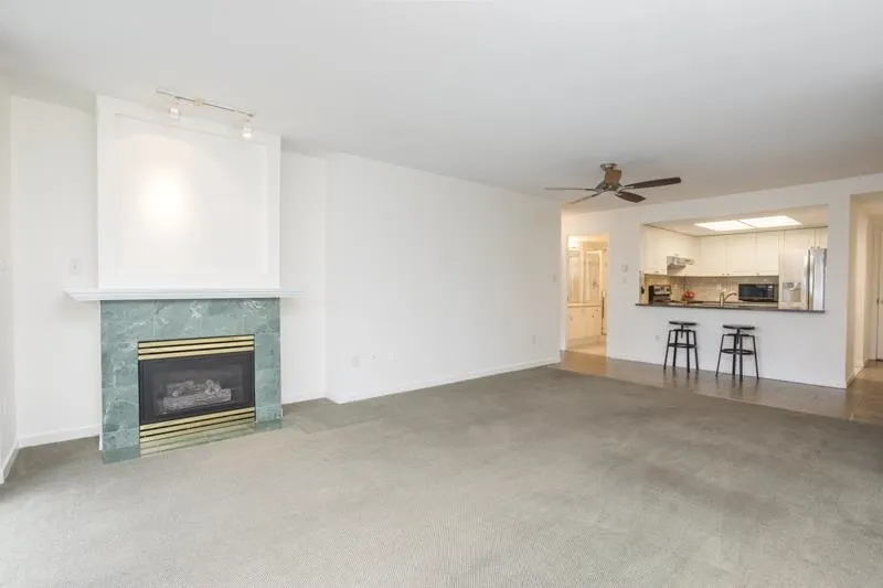6088 Minoru Boulevard #909