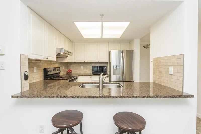 6088 Minoru Boulevard #909