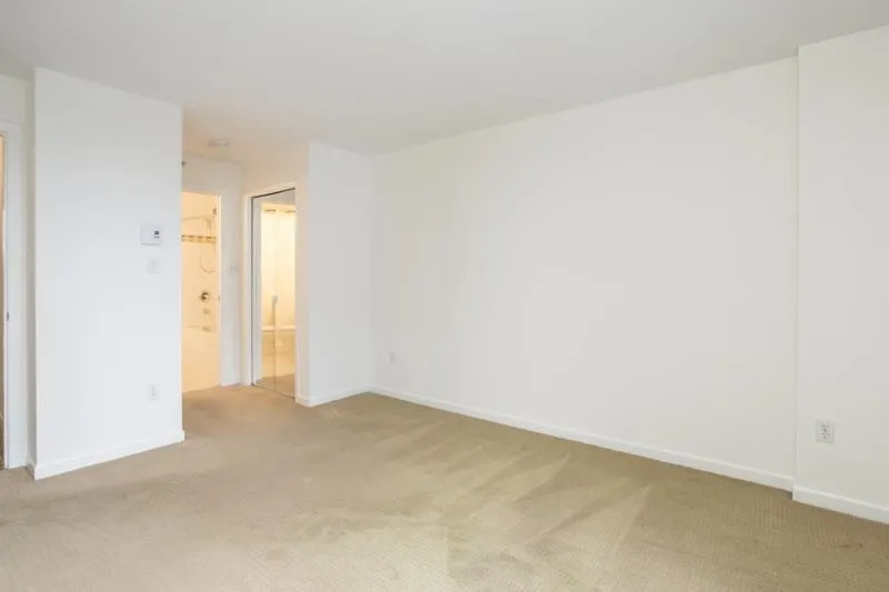6088 Minoru Boulevard #909