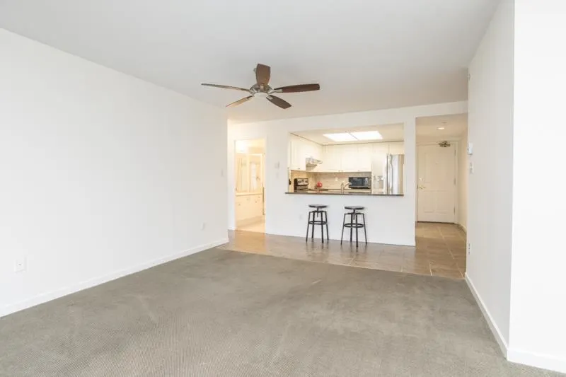 6088 Minoru Boulevard #909