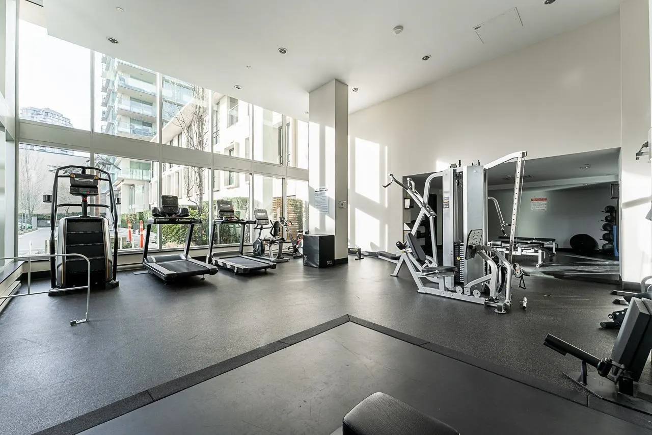 2232 Douglas Road #905