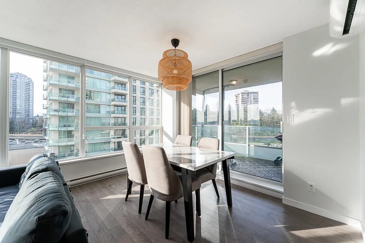 2232 Douglas Road #905