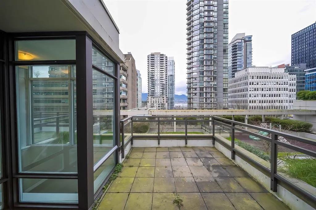 1211 Melville Street #303