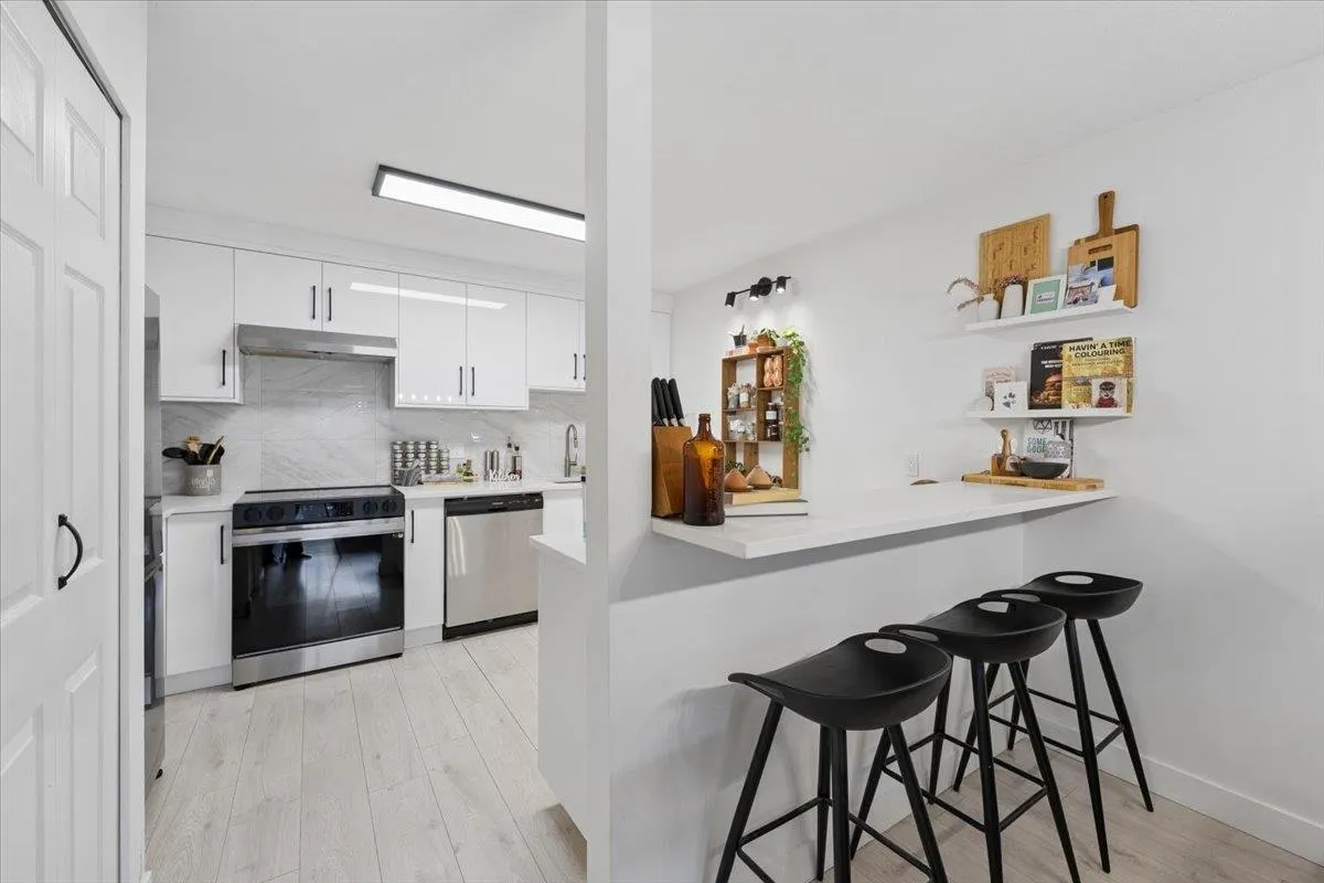 3 Rialto Court #121