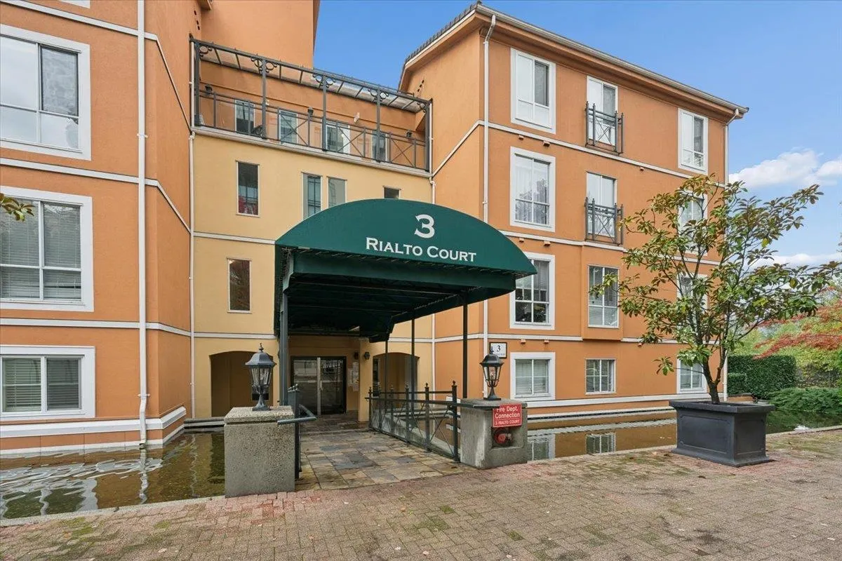 3 Rialto Court #121
