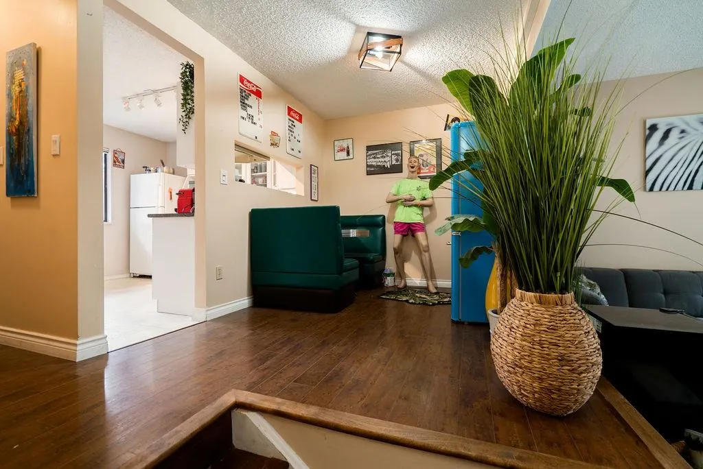 2990 Mariner Way #2