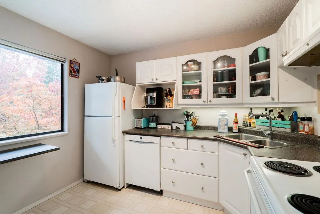 2990 Mariner Way #2