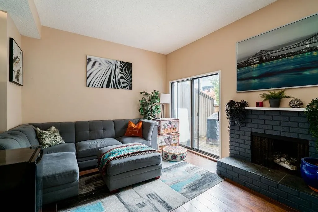 2990 Mariner Way #2