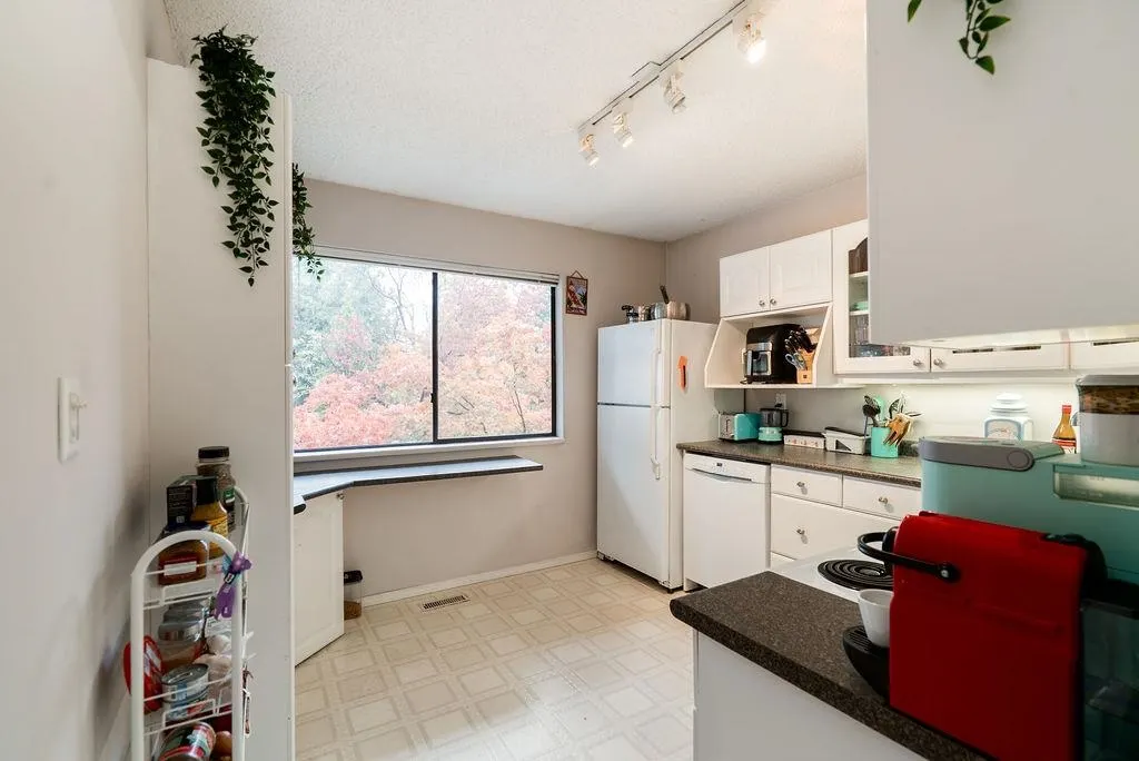 2990 Mariner Way #2