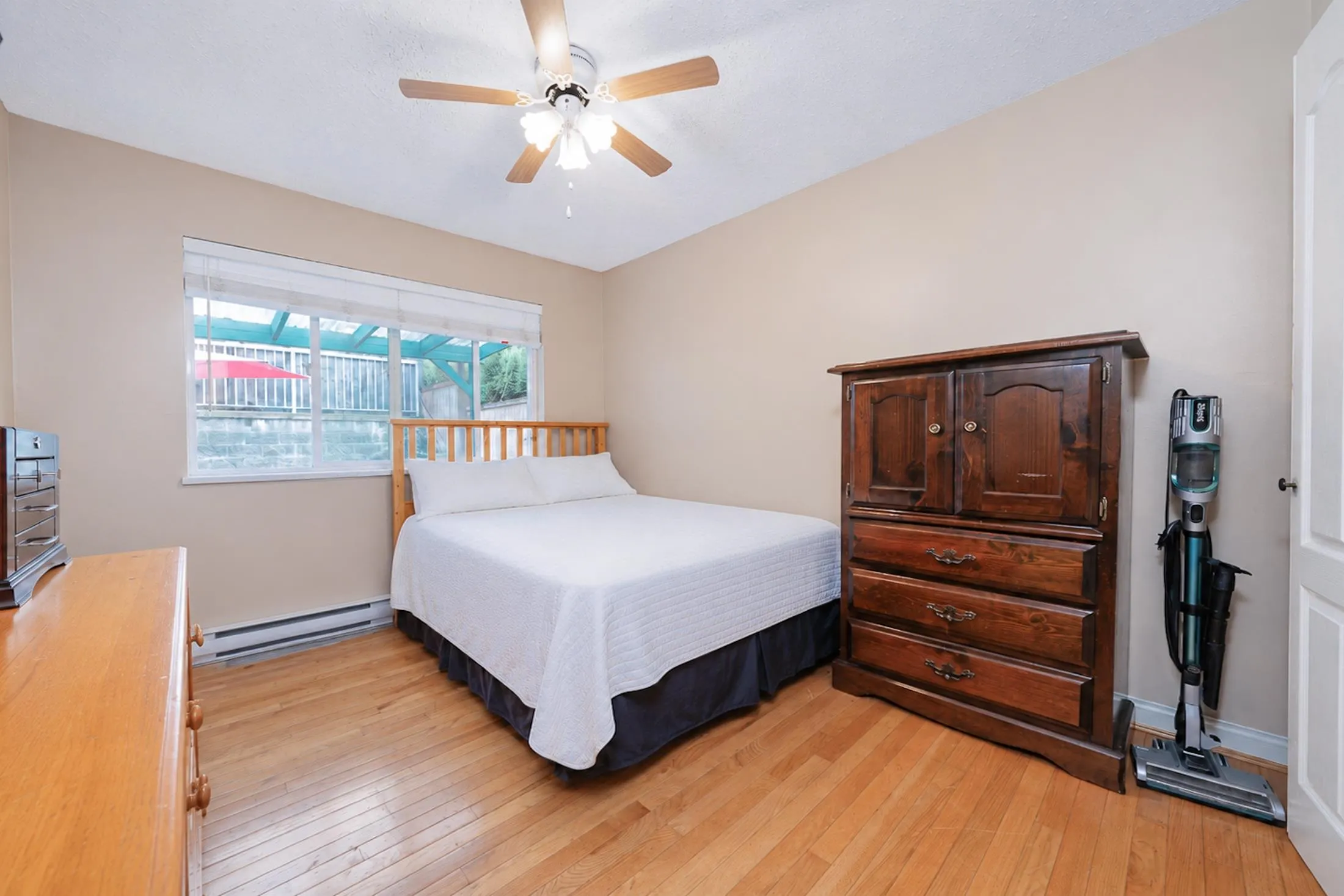 772 Appleyard Court