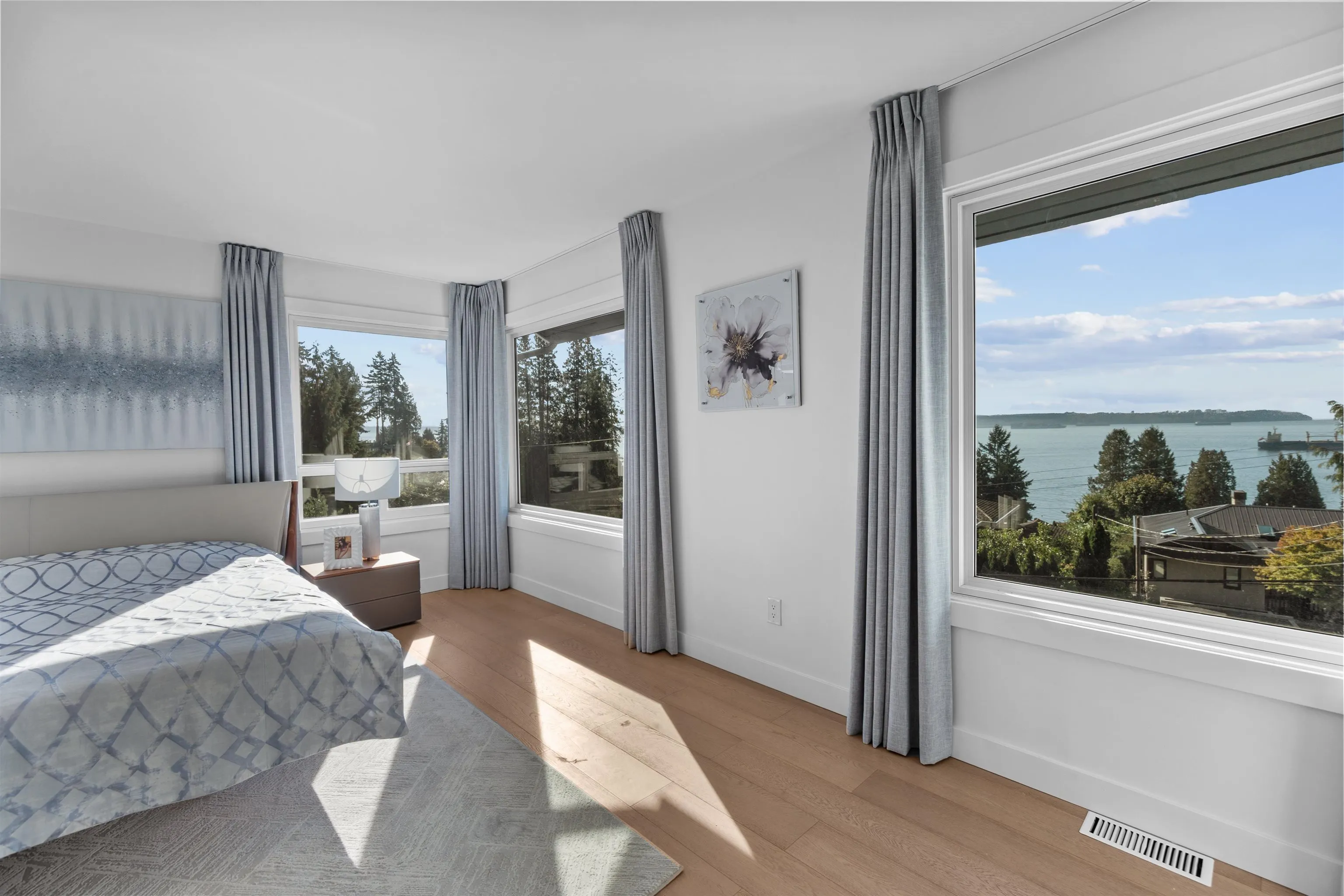 3381 Mathers Avenue