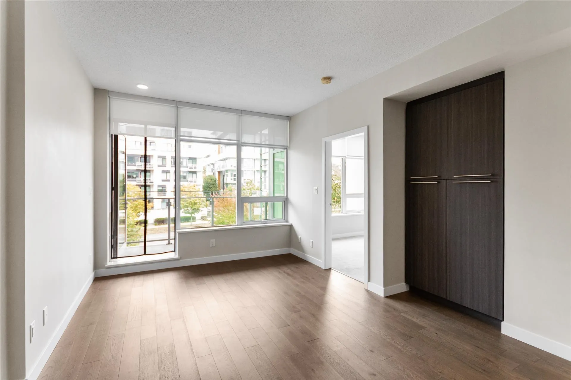 4963 Cambie Street #305