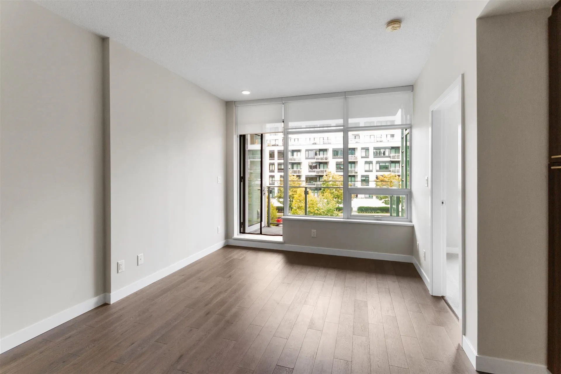 4963 Cambie Street #305