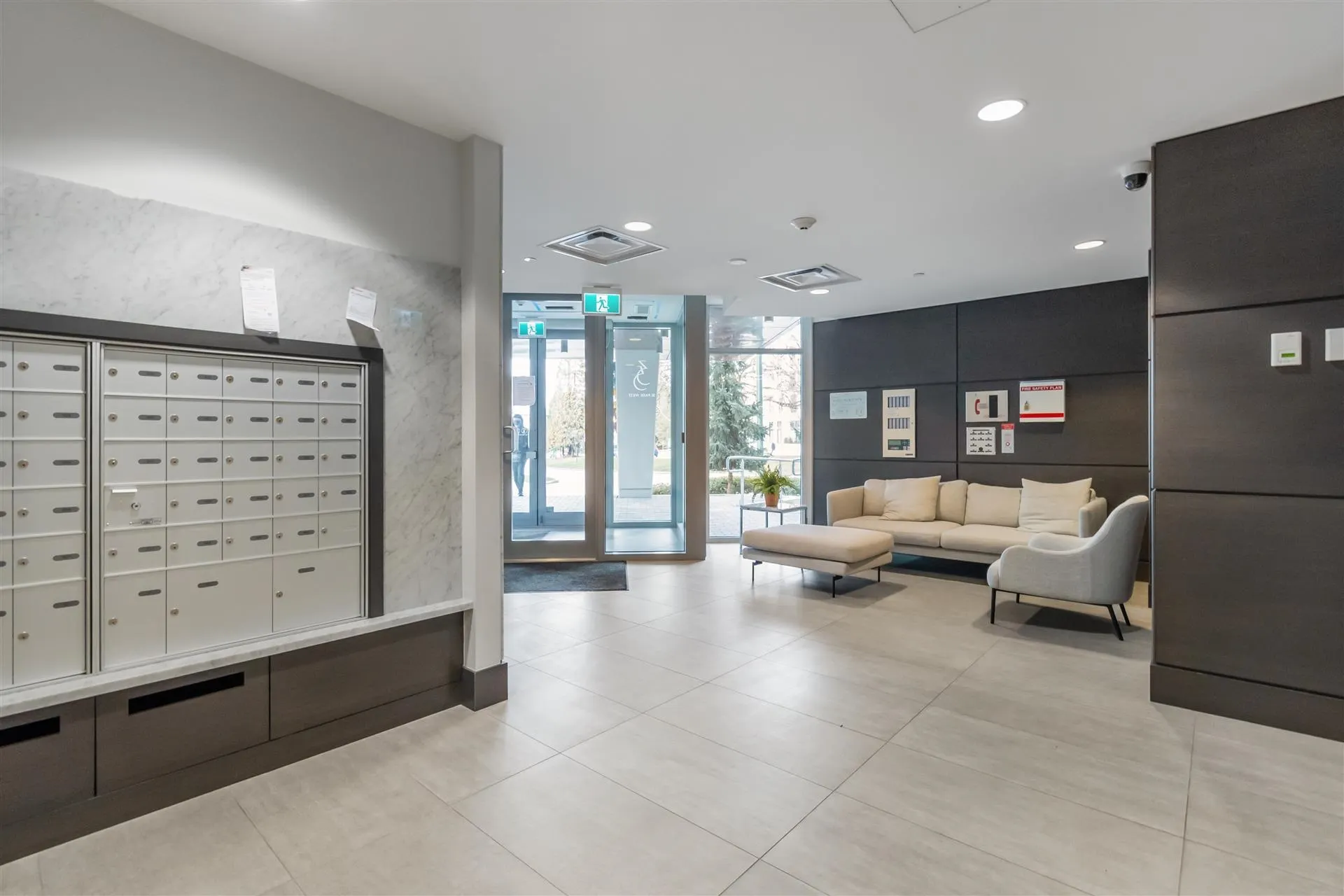 4963 Cambie Street #305