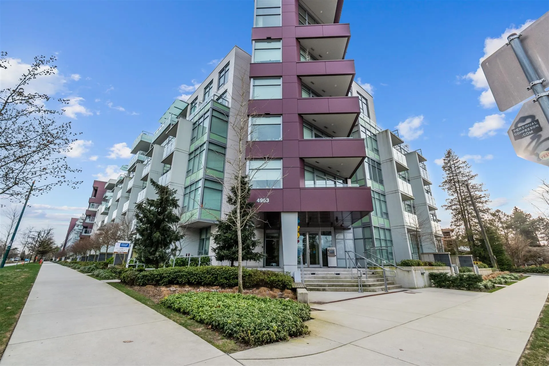 4963 Cambie Street #305