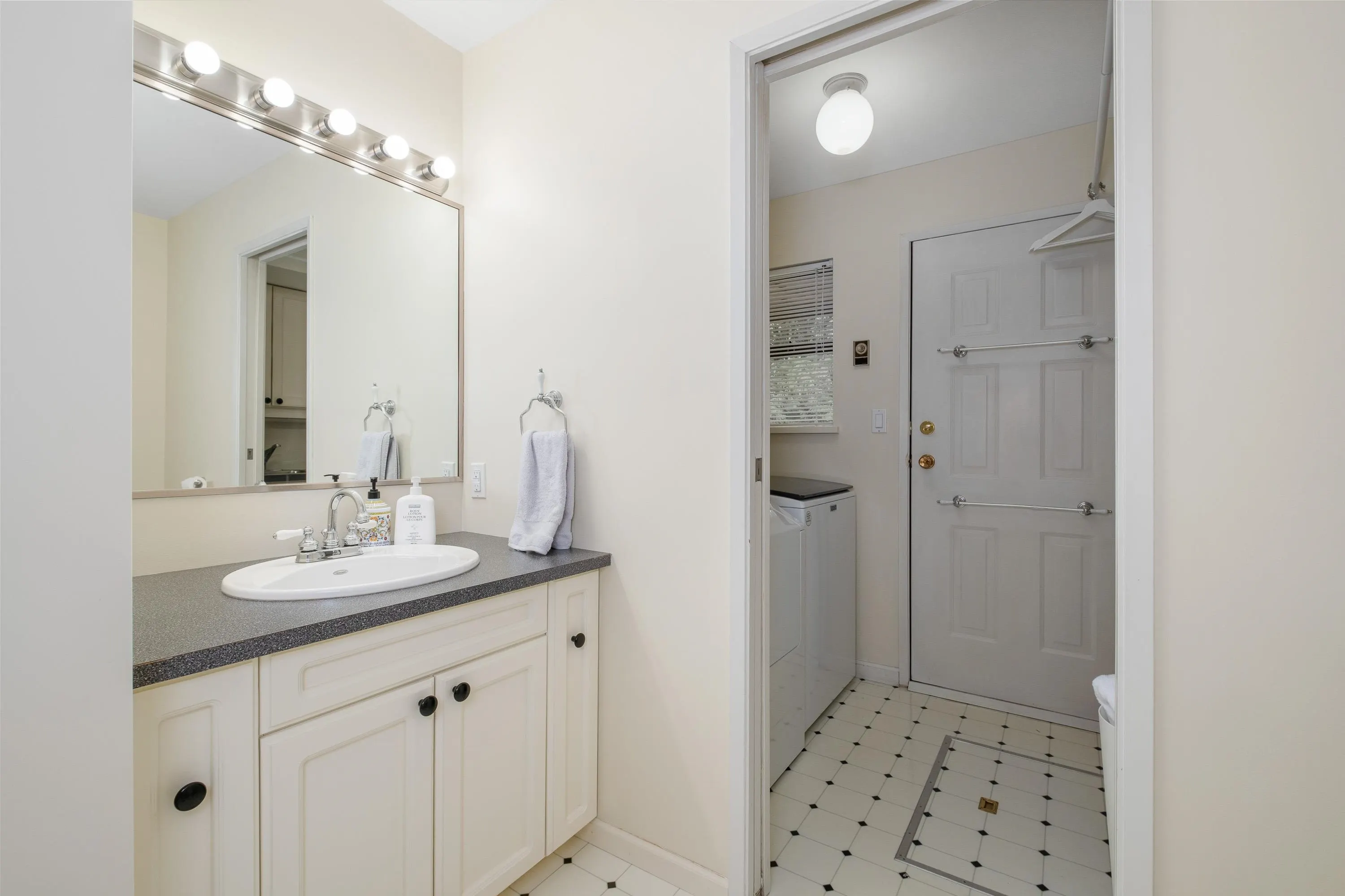 12795 Fern Crescent