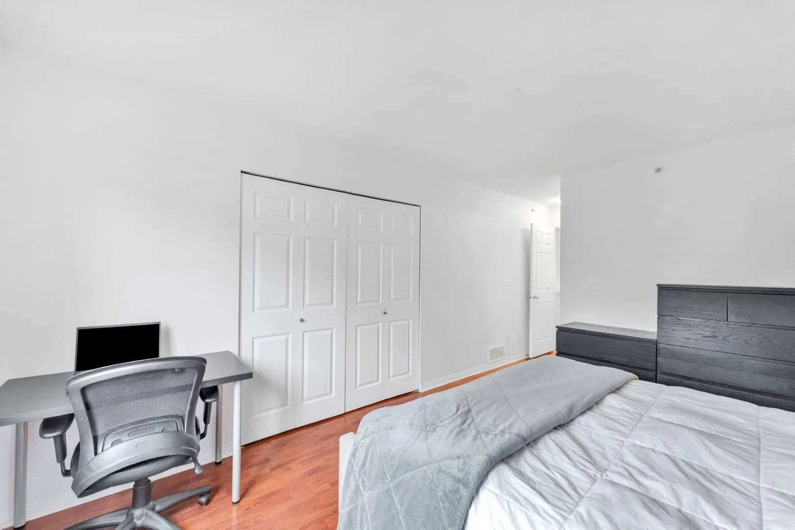 1055 Riverwood Gate #142
