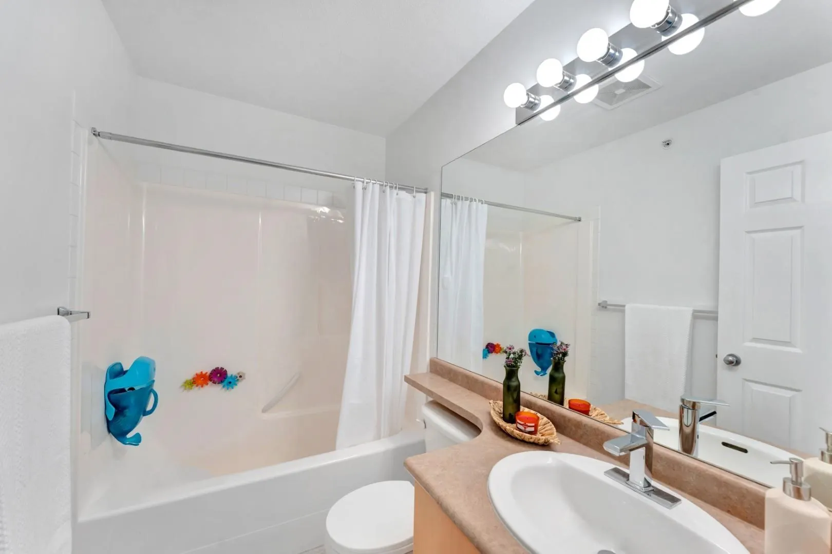 1055 Riverwood Gate #142