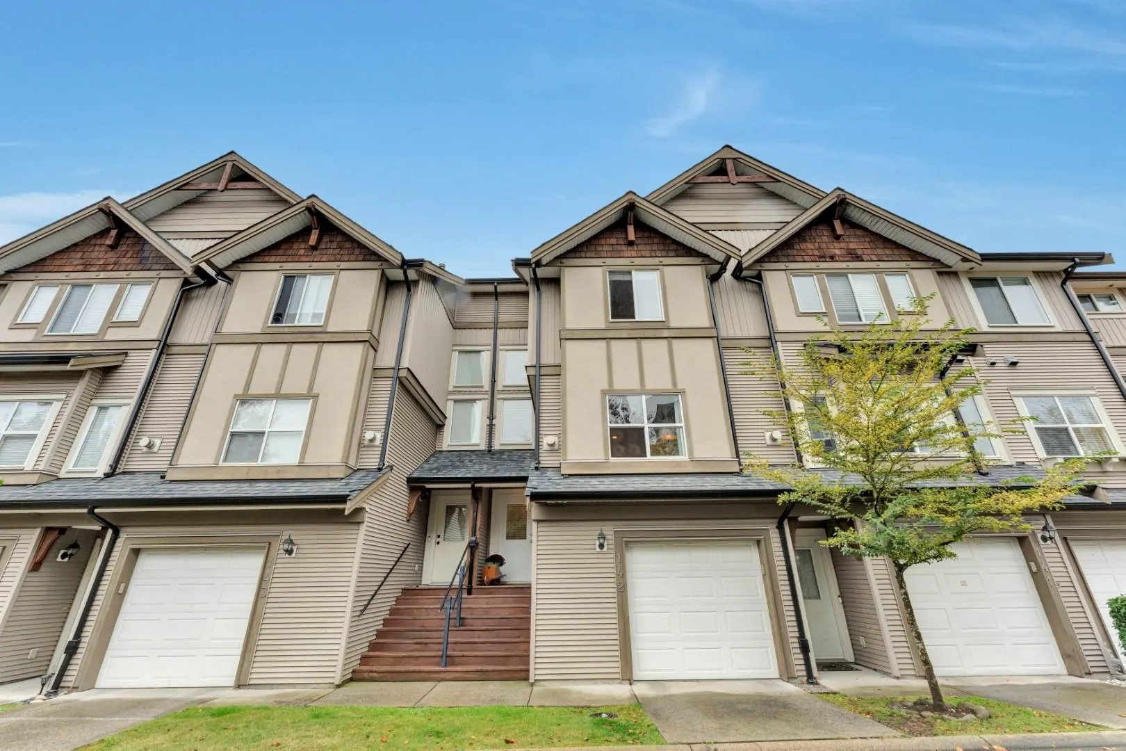1055 Riverwood Gate #142