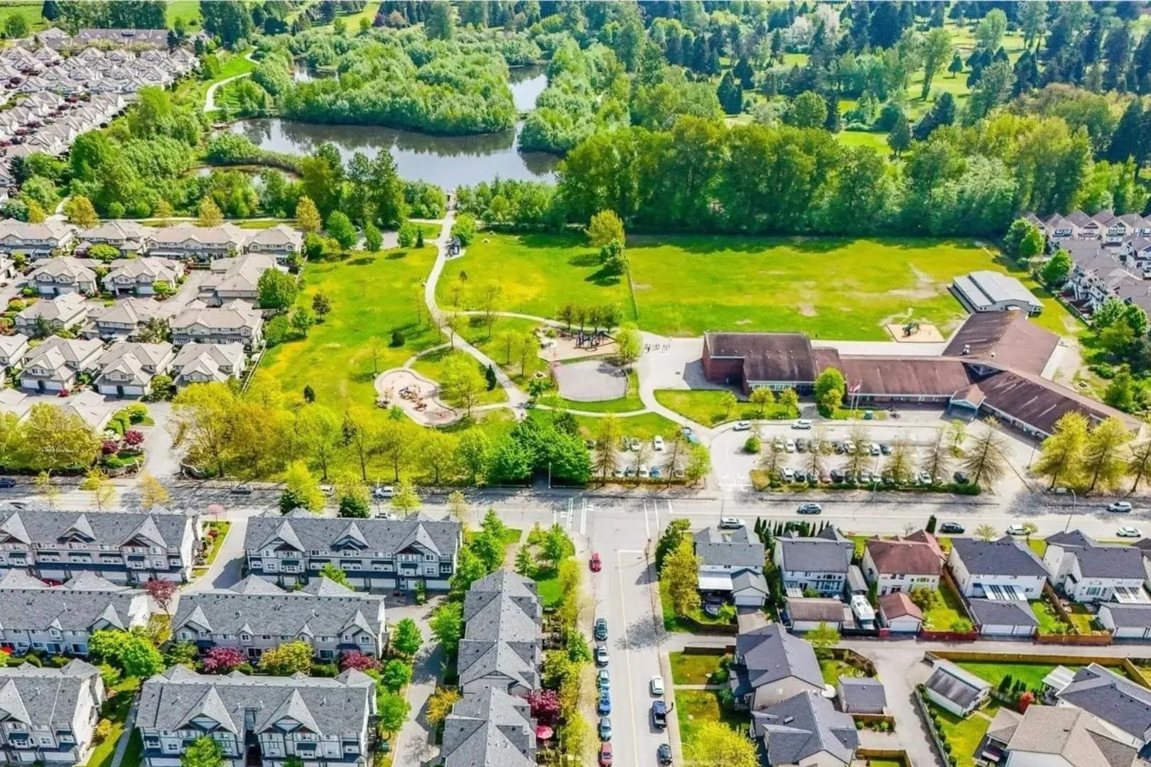 1055 Riverwood Gate #142