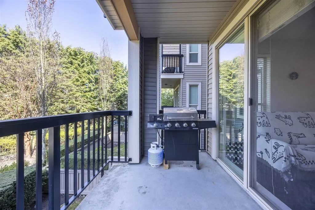 5655 210a Street #207