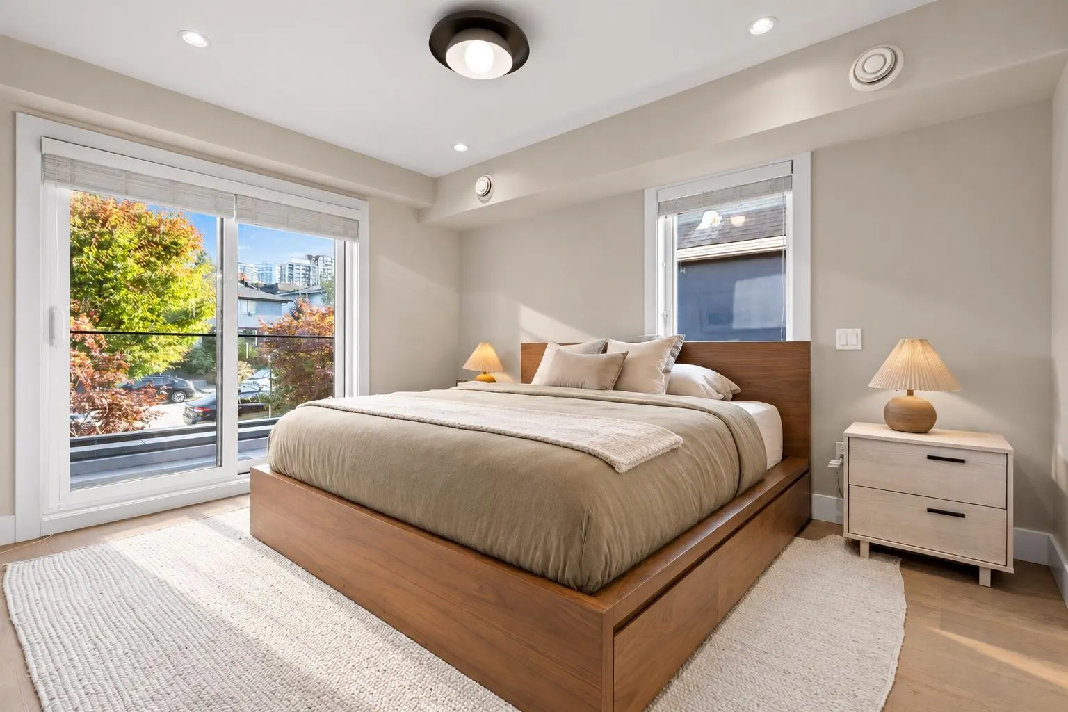 233 W 5th Street #2