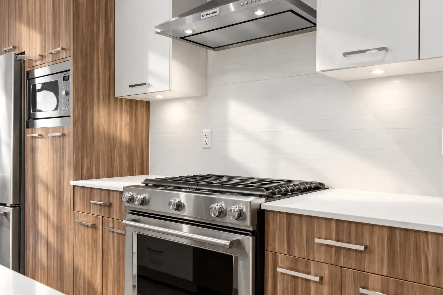 233 W 5th Street #2