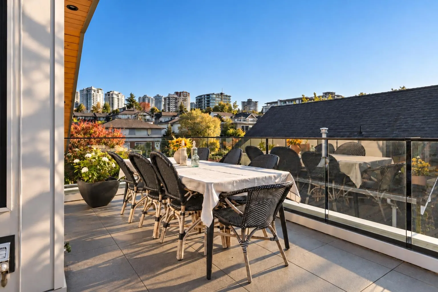 233 W 5th Street #2